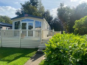 Carnaby Glenmoor Lodge – Decking Included!