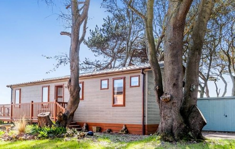 sea view lodge for sale in suffolk