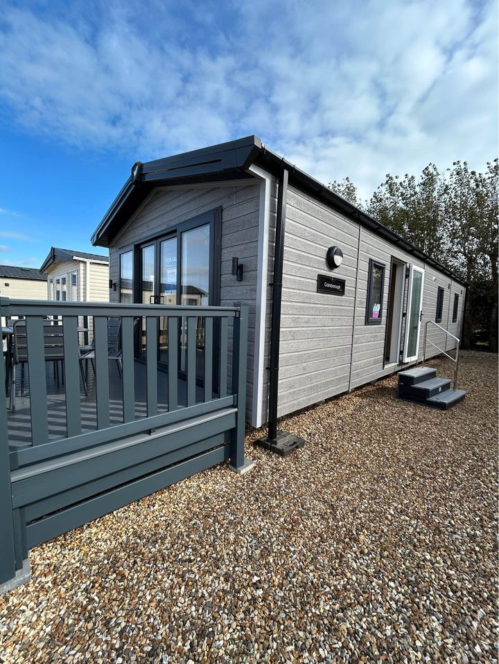 Image 2 of 2-bed-lodge-for-sale