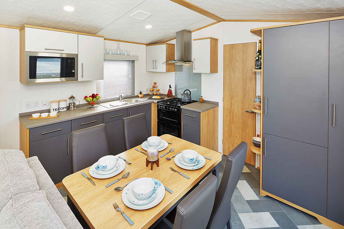 Image 3 of new-2022-carnaby-silverdale