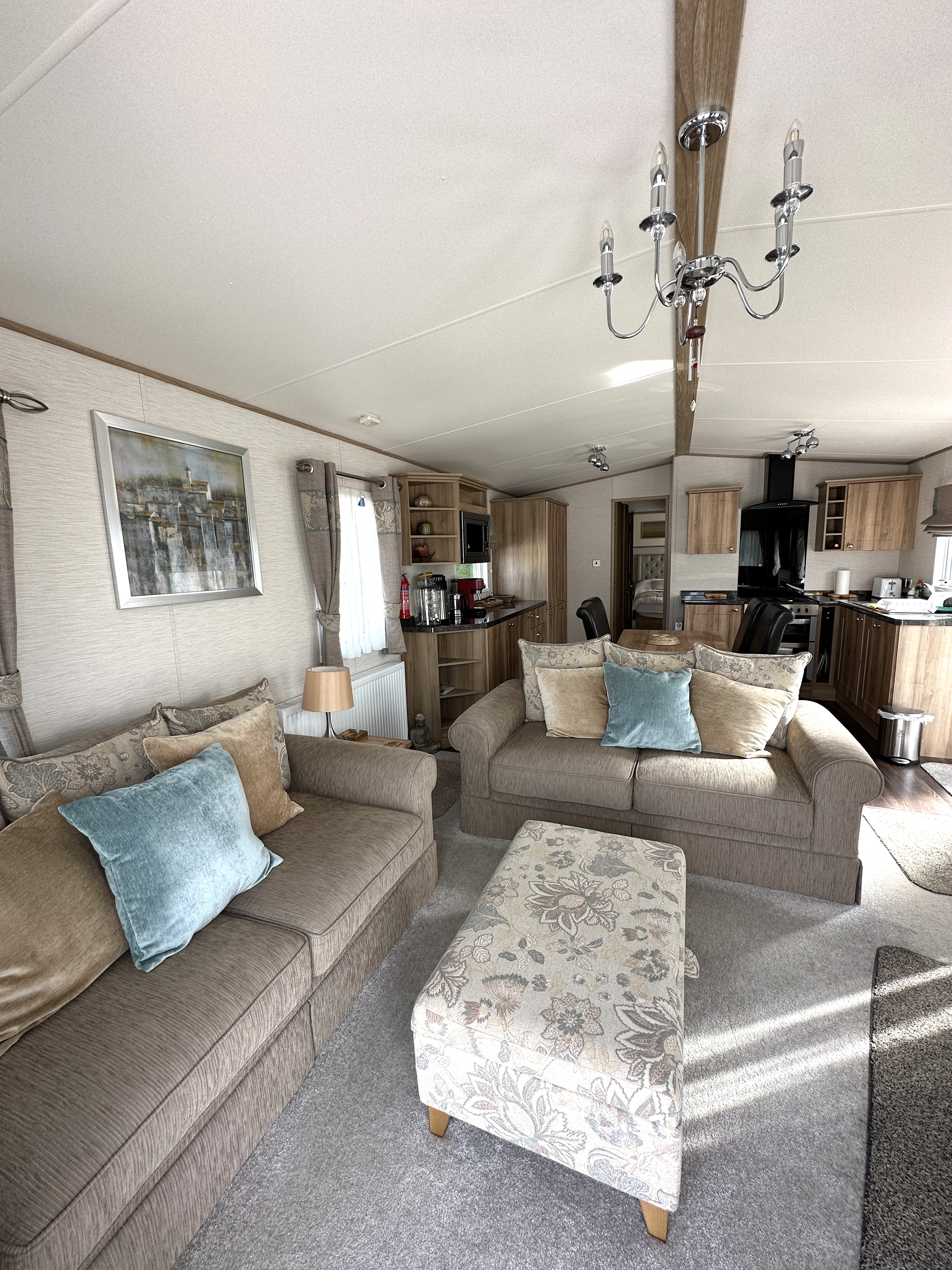 Preview of the first image of abi-ambleside-pre-loved-2016-luxury-caravan.