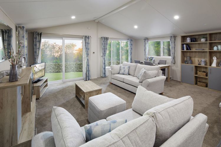 Image 2 of brand-new-willerby-clearwater-lodge