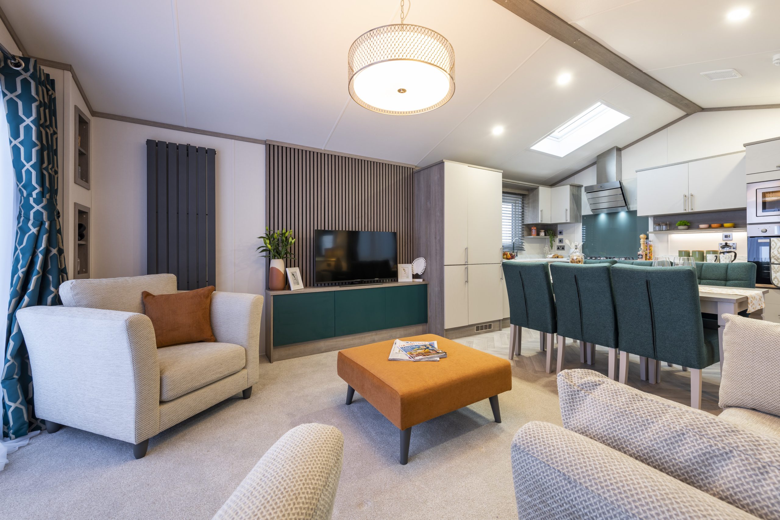 Regal Artisan Lodge Dining Area