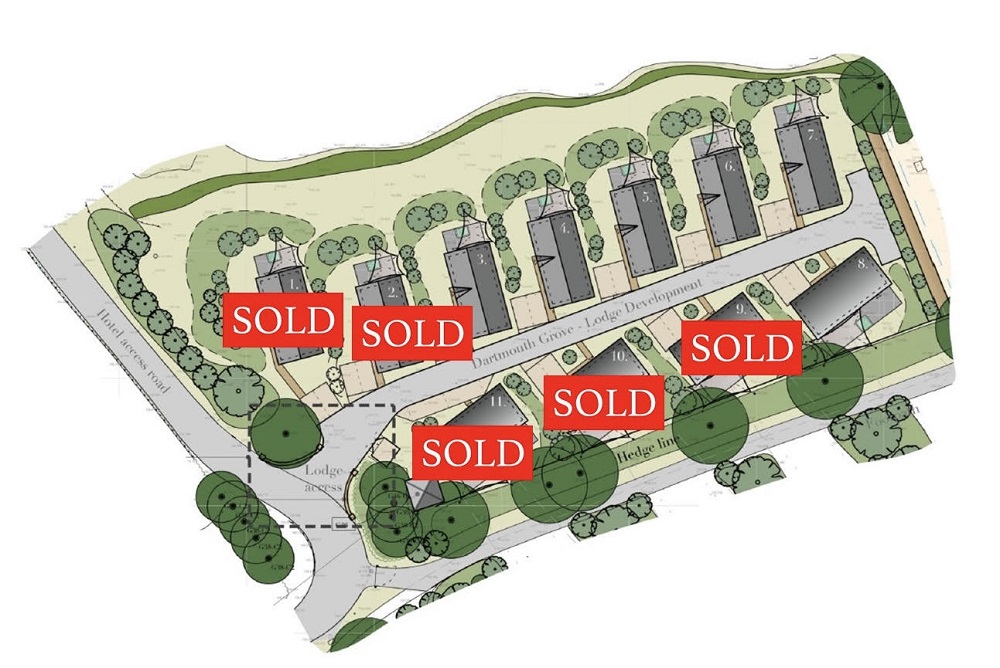 lodges for sale darmouth grove
