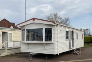 static homes to buy