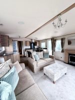 8c1ac0ef-542e-4529-b229-bebbd583b431-scaled