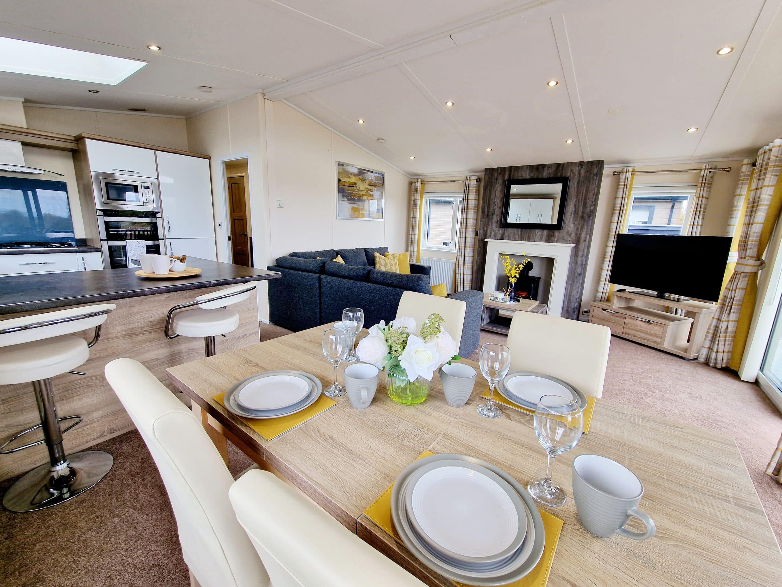 Preview of the first image of willerby-new-hampton-38x12-2-bedroom-2012.