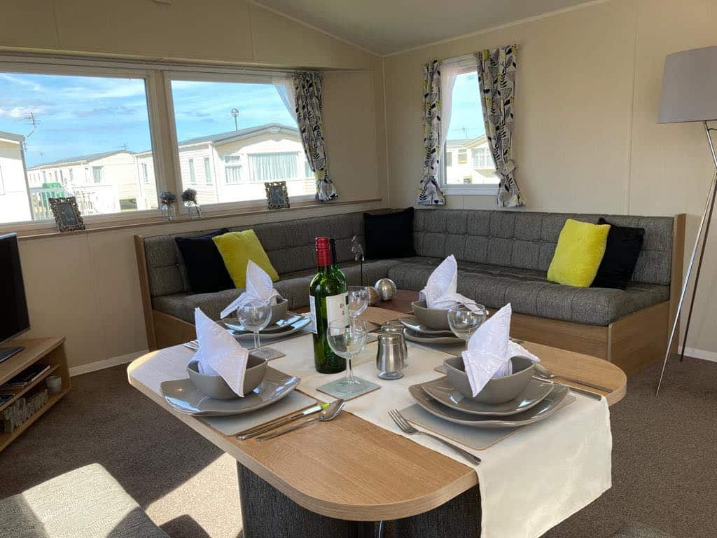 Image 3 of willerby-links-2-bed-caravan-for-sale-in-amble