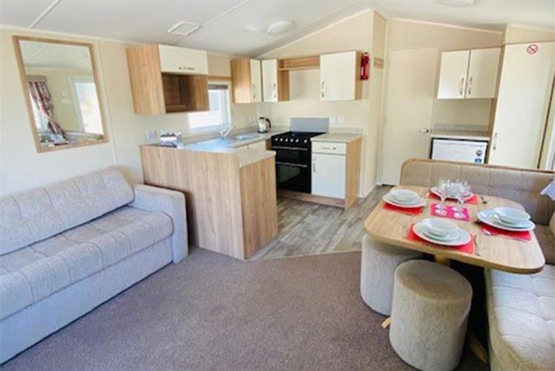 Image 2 of willerby-rio-gold-5