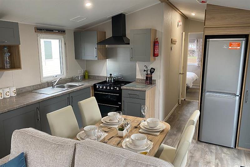 Image 2 of willerby-mistral