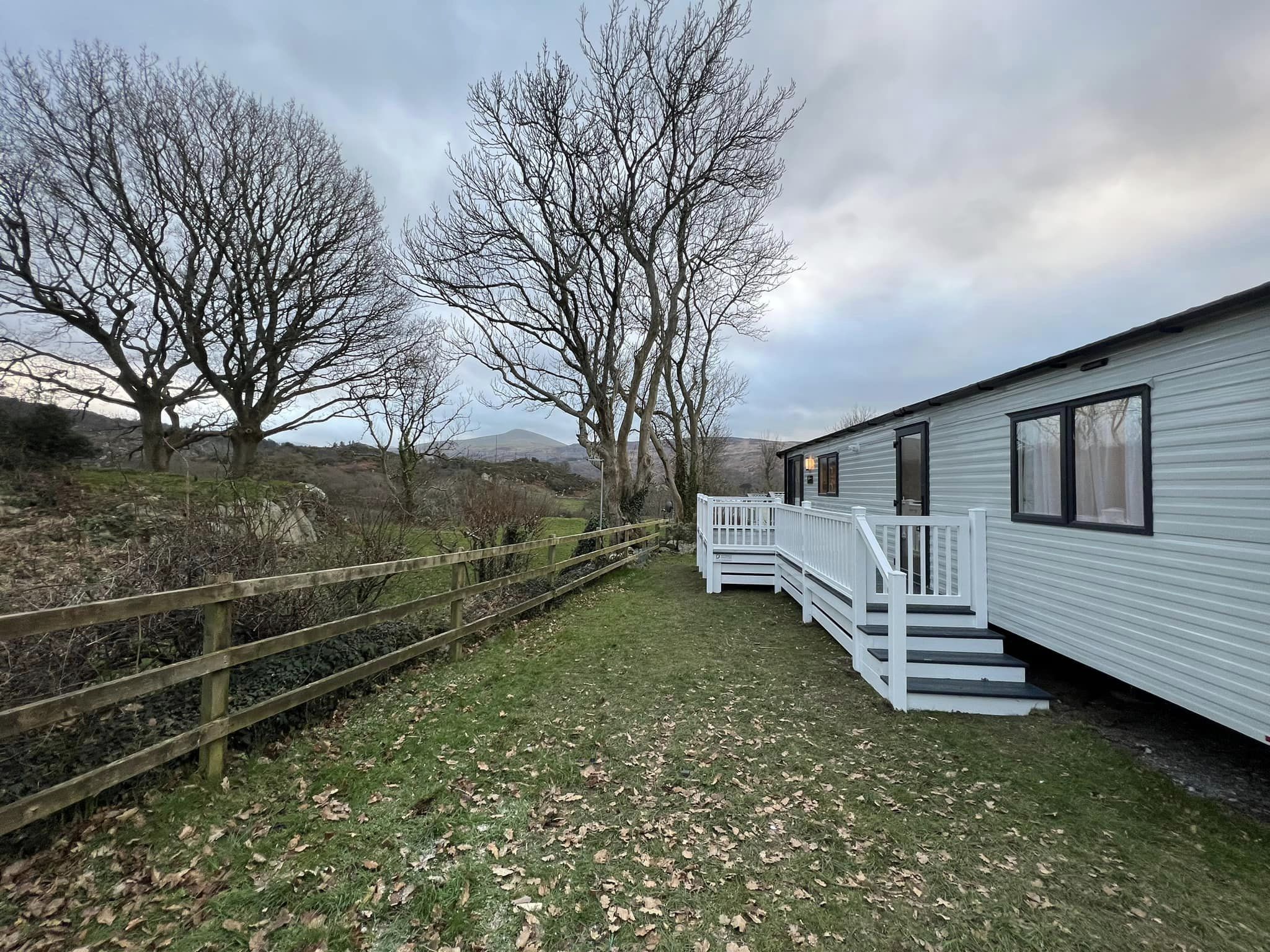 Image 2 of brand-new-willerby-castleton-with-panoramic-views-of-snowdonia