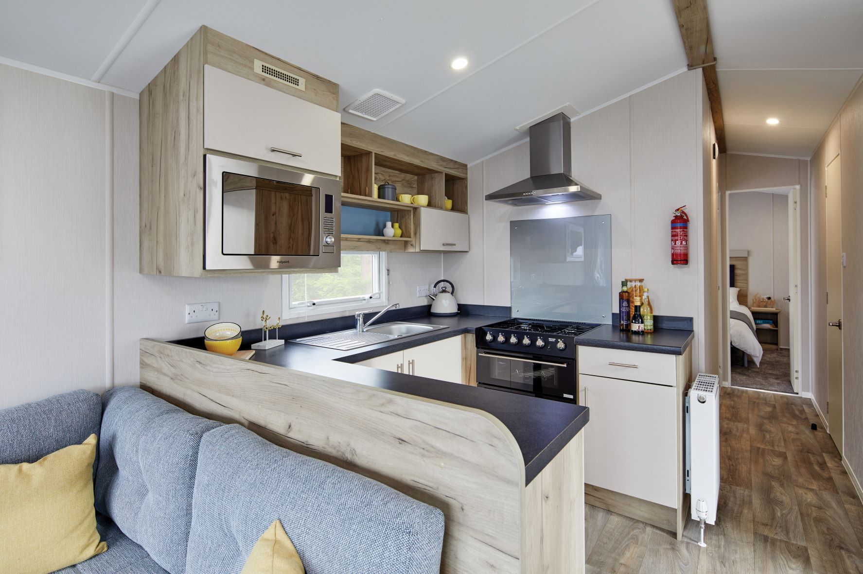 Image 3 of willerby-linwood-28-x-12-2-bed-2023-model-available-from-01-03-23
