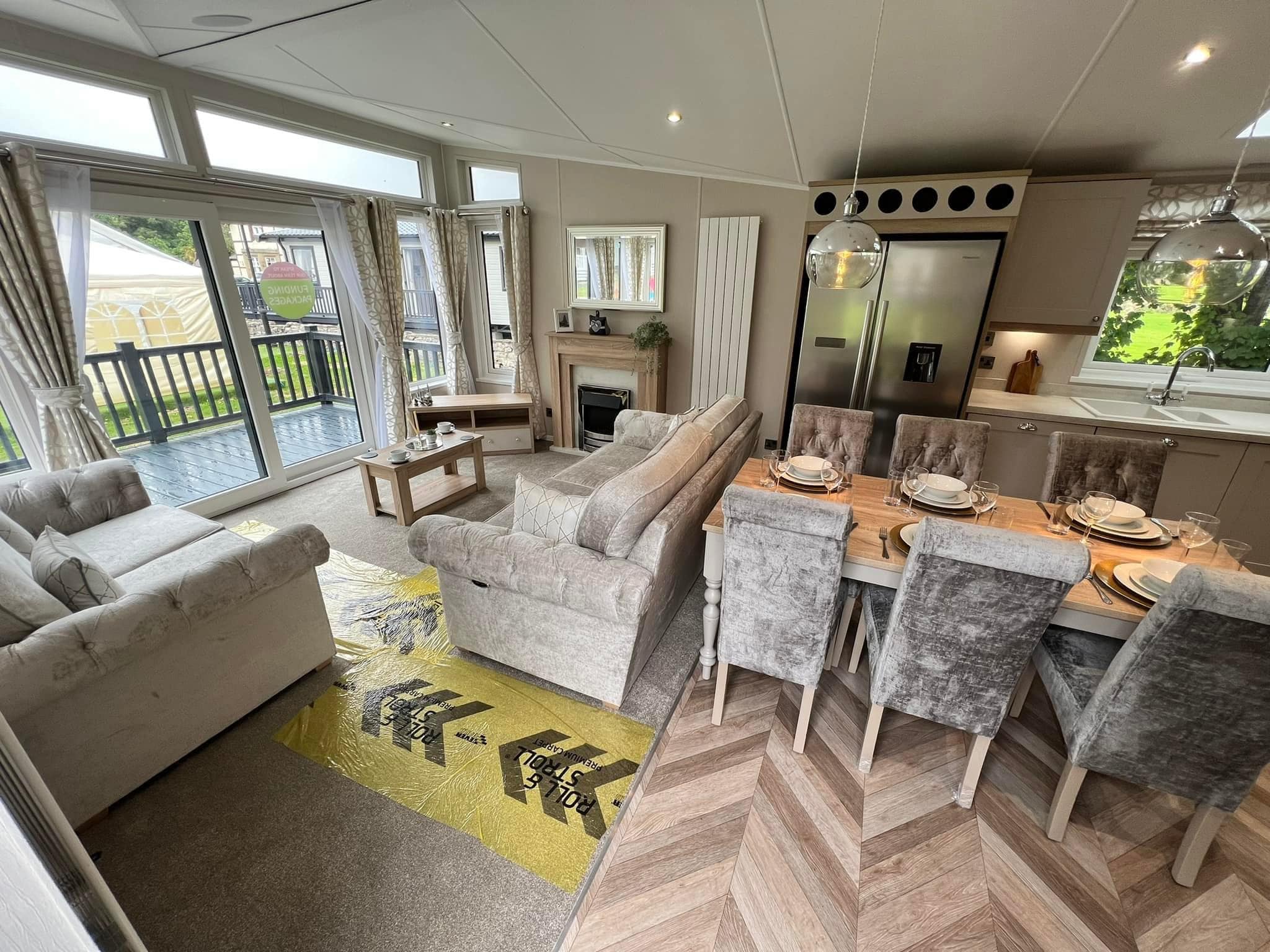 Image 2 of willerby-vogue-single-lodge